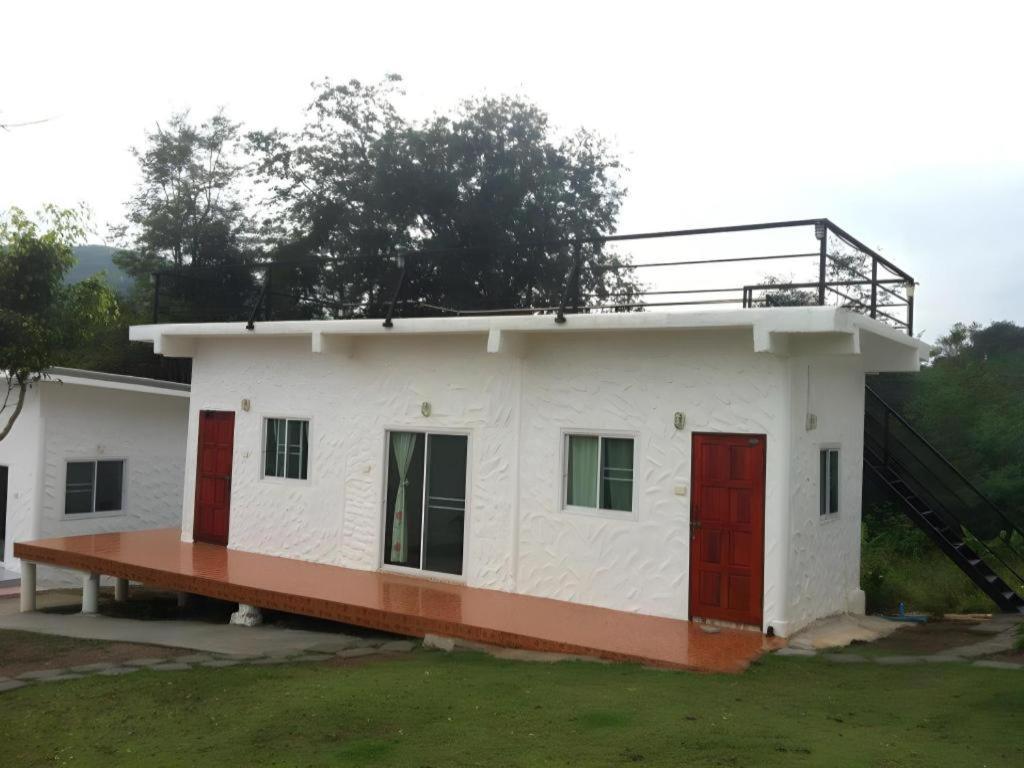 White Rock Resort Pak Chong Exterior foto